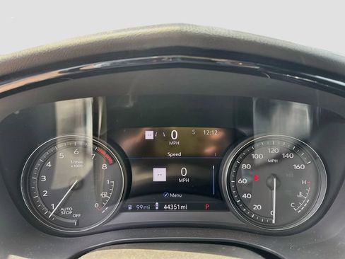 Used 2023 Cadillac XT6 Premium Luxury w/ Technology Package FWD image 15