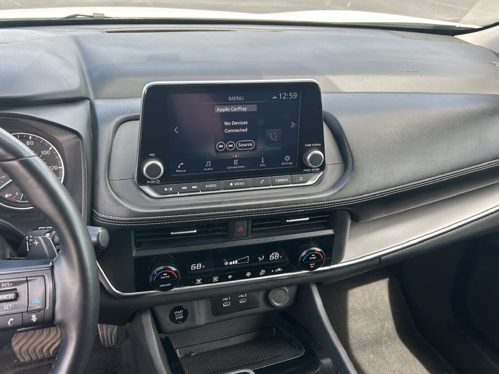 Used 2025 Nissan Rogue SV AWD/4WD image 13