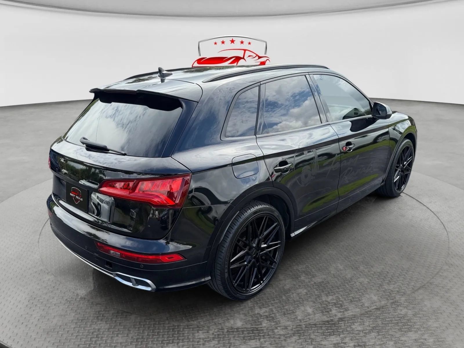 Used 2018 Audi SQ5 Premium Plus w/ S Sport Package AWD/4WD image 6