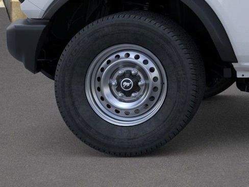 New 2025 Ford Bronco 4-Door image 21