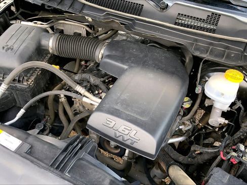 Used 2022 RAM 1500 Warlock AWD/4WD image 33