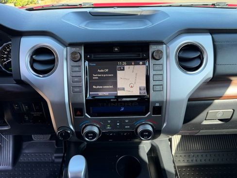 Used 2019 Toyota Tundra Limited w/ Limited Premium Package image 22