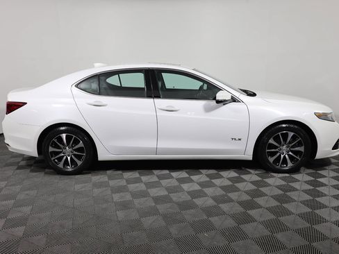 Used 2016 Acura TLX FWD image 4