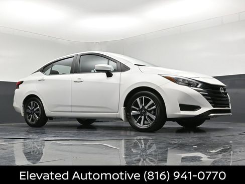 Certified 2025 Nissan Versa SV w/ Trunk Package FWD image 28