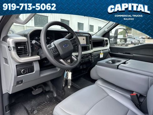 New 2025 Ford F450 XL image 19