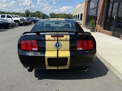 Used 2006 Ford Mustang GT RWD image 5