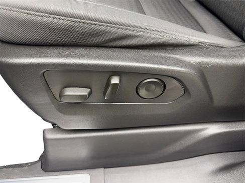 Used 2022 GMC Sierra 1500 Elevation w/ LPO, Elevation Black Package image 32