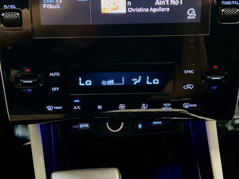 Used 2022 Hyundai Tucson SEL w/ Convenience Package AWD/4WD image 11