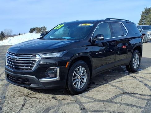 Certified 2023 Chevrolet Traverse LT w/ LPO, Floor Liner Package image 3