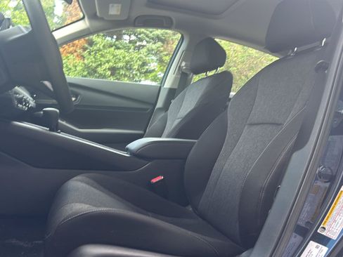 Used 2024 Honda Accord EX image 2
