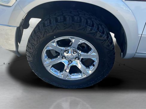 Used 2015 RAM 1500 Laramie w/ Convenience Group AWD/4WD image 21