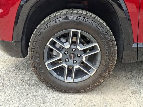 Used 2026 GMC Terrain AT4 AWD/4WD image 27