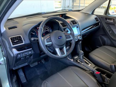 Used 2018 Subaru Forester 2.5i Touring w/ Popular Package #2 image 18