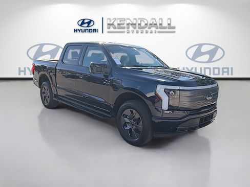 Used 2023 Ford F150 Lightning Lariat image 1