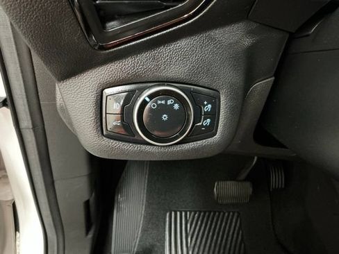 Used 2017 Ford Escape Titanium FWD image 21
