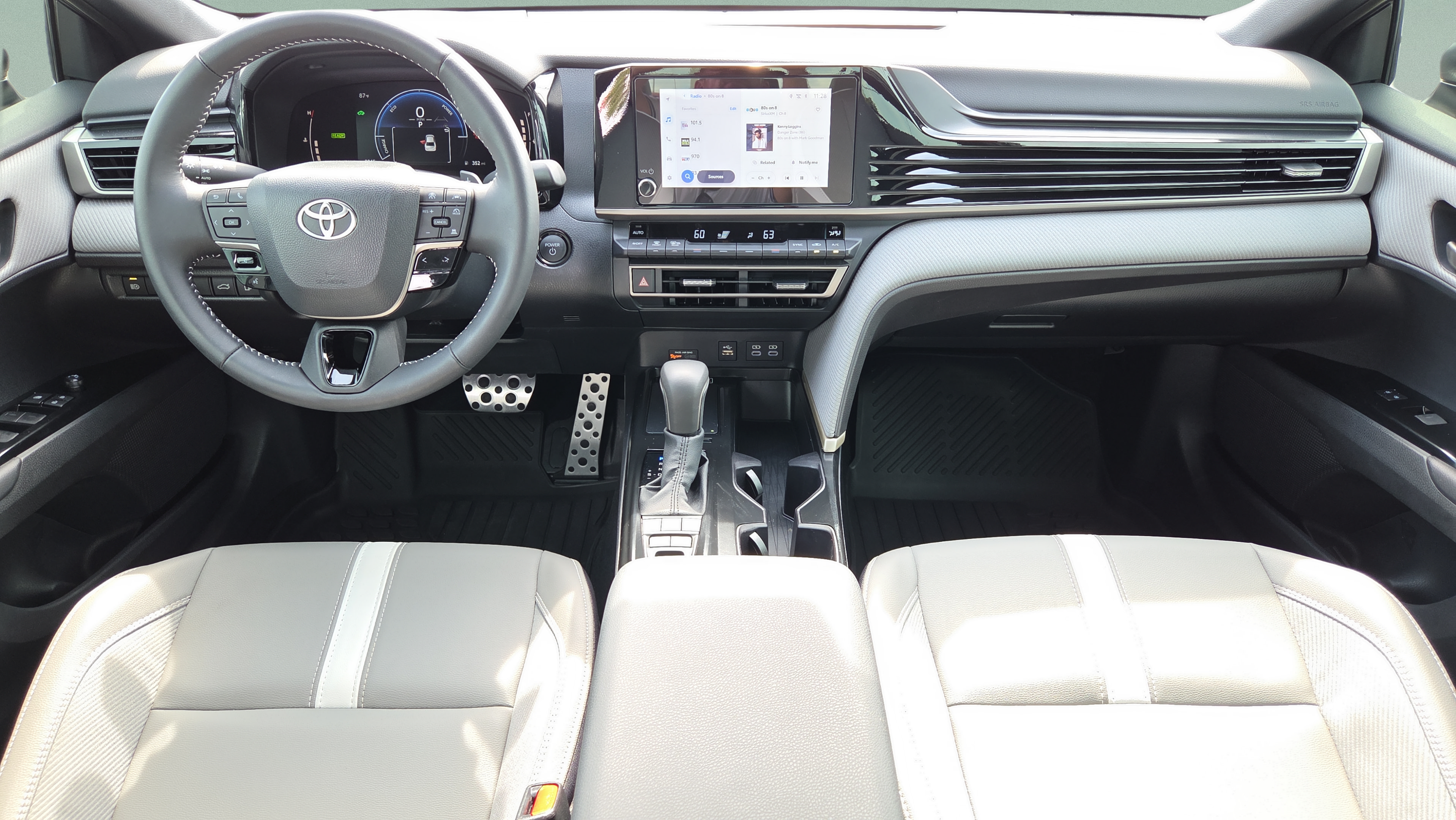 Certified 2026 Toyota Camry SE FWD image 13