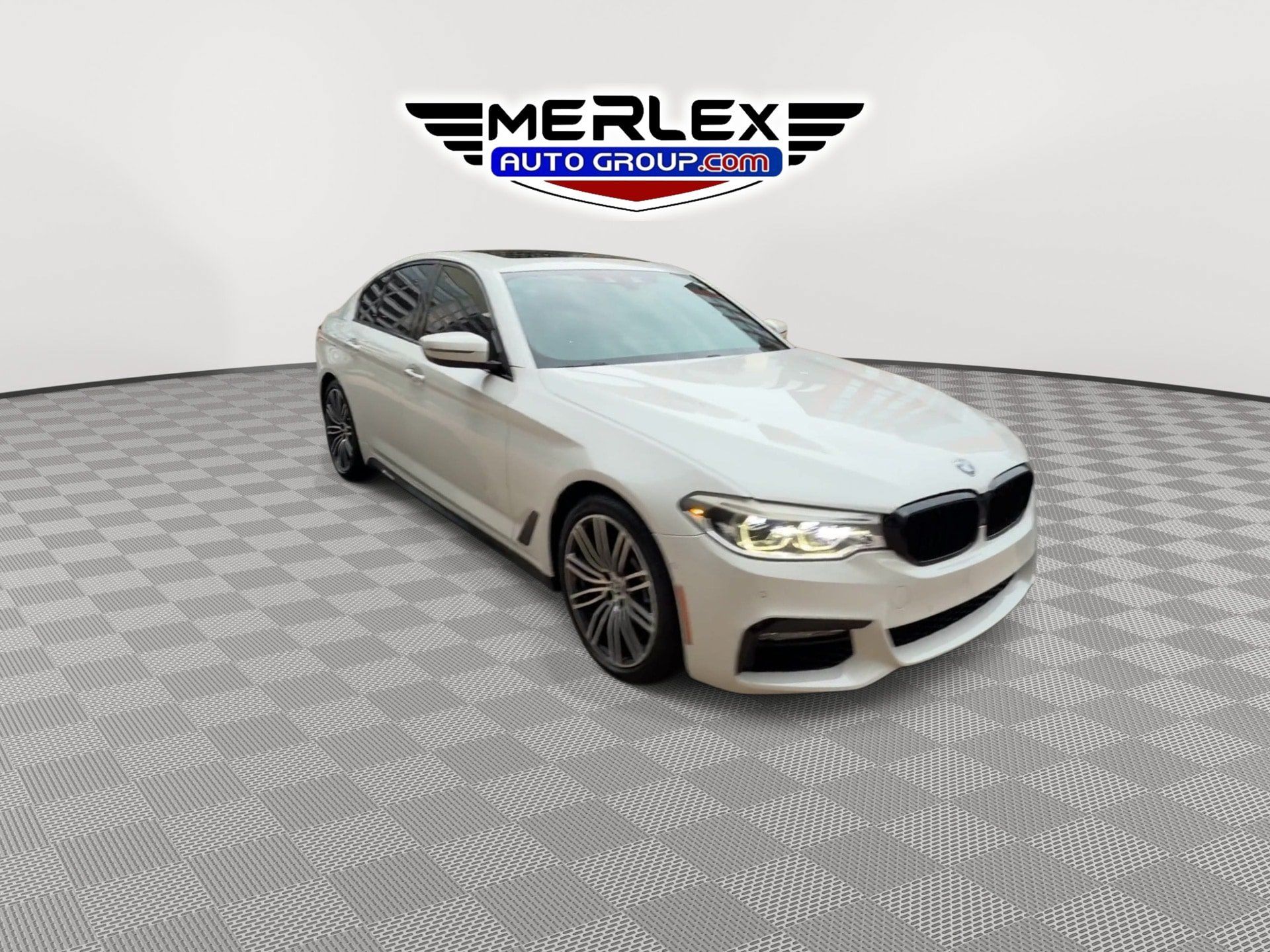 Used 2017 BMW 540i RWD image 2