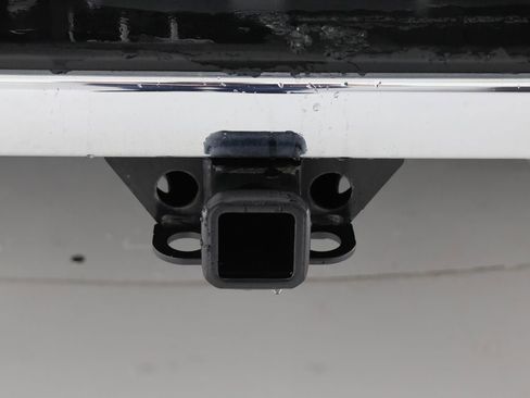 Used 2024 Chevrolet Silverado 1500 LT image 10