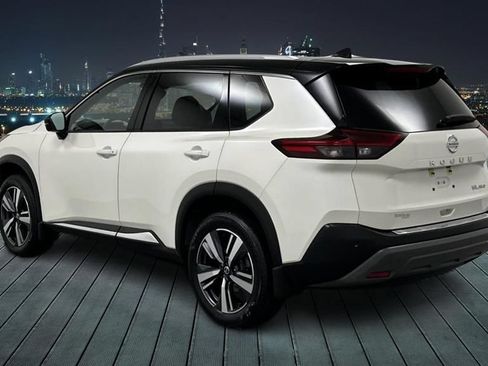 Used 2021 Nissan Rogue SL w/ Premium Package AWD/4WD image 7