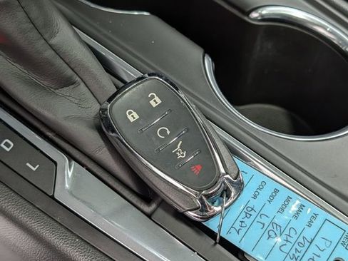 Certified 2023 Chevrolet Equinox LT FWD image 28