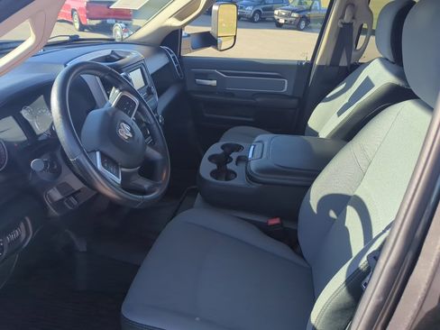 Used 2020 RAM 3500 Big Horn image 11