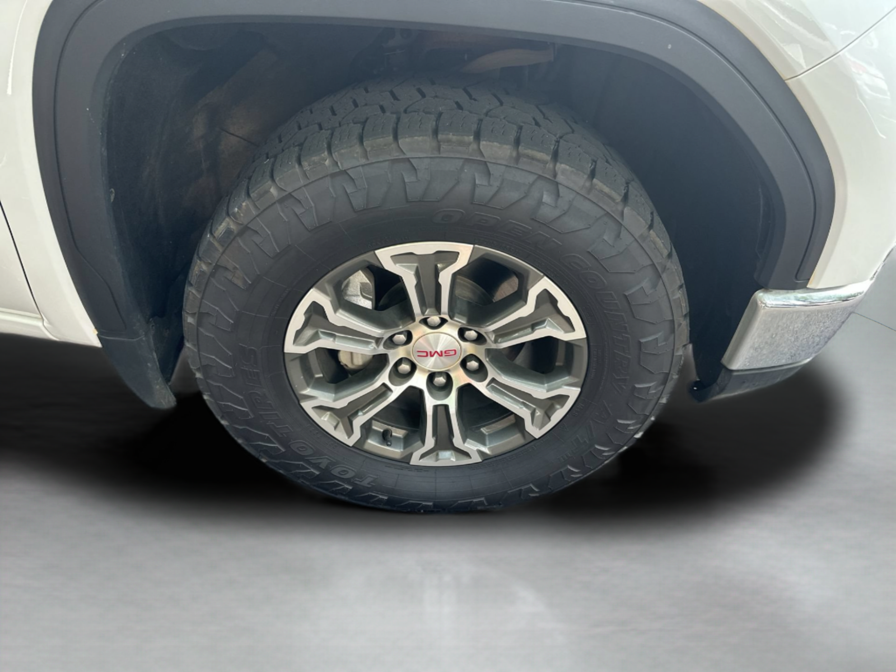 Used 2024 GMC Sierra 1500 SLE w/ Preferred Package AWD/4WD image 28