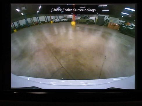 Used 2025 Chrysler Pacifica Select FWD image 21