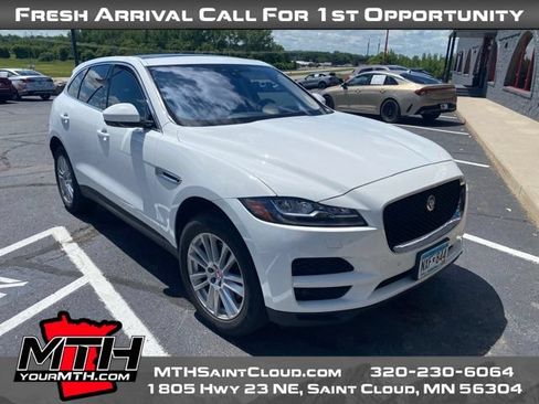 Used 2017 Jaguar F-PACE Prestige AWD/4WD image 2