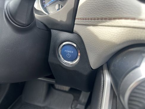 Certified 2022 Toyota RAV4 XLE Premium image 19