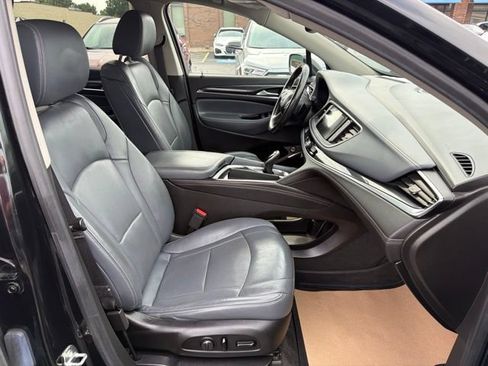 Used 2019 Buick Enclave Essence AWD/4WD image 21