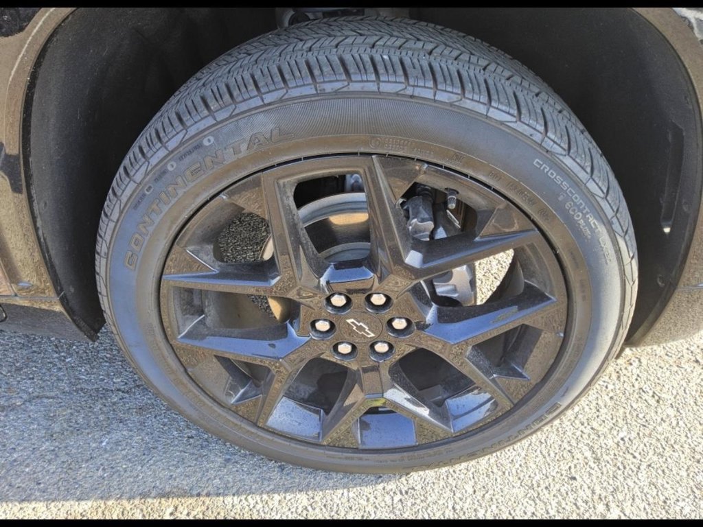 Used 2025 Chevrolet Traverse RS w/ LPO, Roadside Safety Package FWD image 5