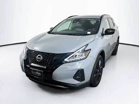 Used 2024 Nissan Murano SV w/ SV Midnight Edition Package FWD image 3
