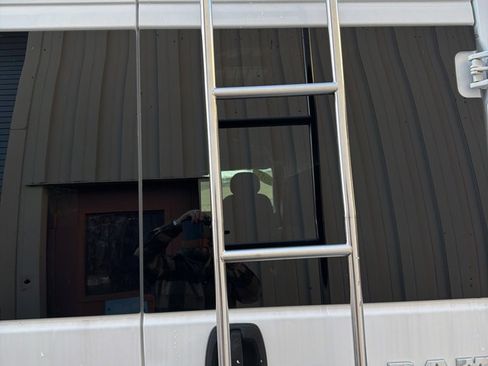 Used 2017 RAM ProMaster 2500 w/ Interior Convenience Group image 25