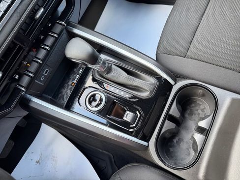 Used 2024 Chevrolet Colorado LT w/ LT Convenience Package II image 23