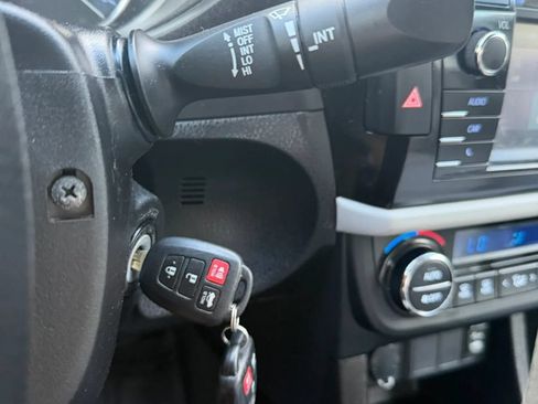Used 2014 Toyota Corolla LE w/ Protection Package FWD image 47