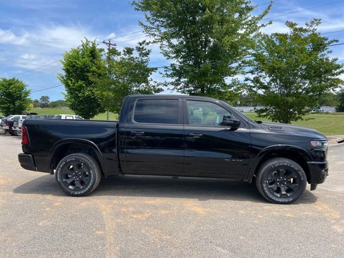 New 2026 RAM 1500 Big Horn AWD/4WD image 7