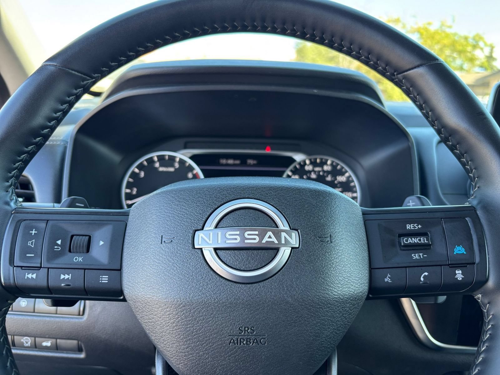 Used 2025 Nissan Rogue SV AWD/4WD image 29