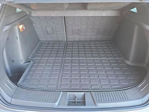 Used 2024 Chevrolet Trax RS w/ Sunroof Package image 6