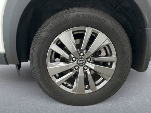 Used 2023 Nissan Pathfinder S AWD/4WD image 21