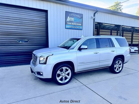 Used 2019 GMC Yukon Denali w/ Denali Ultimate Package AWD/4WD image 2