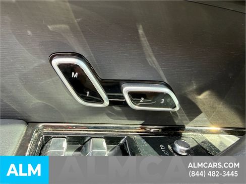 Used 2023 Land Rover Range Rover Sport SE Dynamic image 32