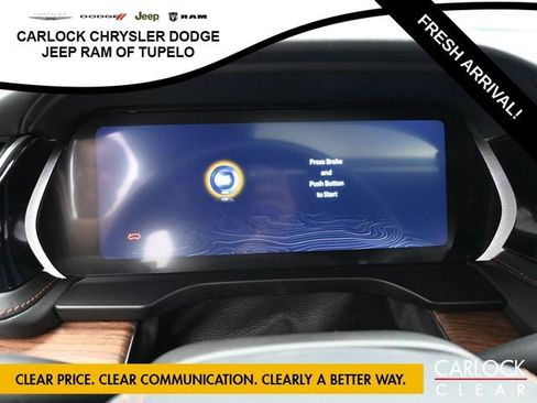 Used 2023 Jeep Grand Cherokee L Summit w/ Luxury Tech Group V image 19