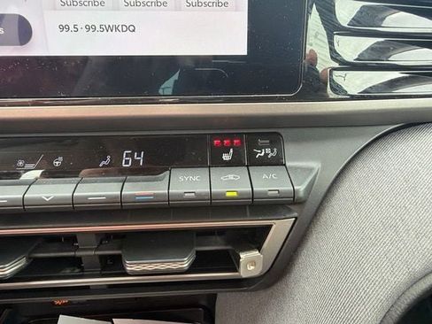 Certified 2025 Toyota Camry LE w/ Convenience Package AWD/4WD image 22