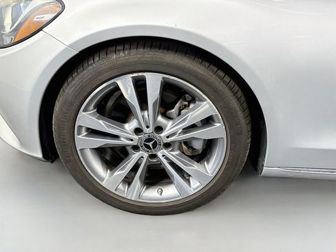 Used 2018 Mercedes-Benz C 300 Sedan w/ Premium Package image 38