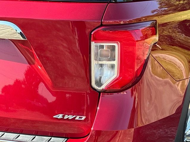 Used 2022 Ford Explorer King Ranch w/ Class IV Trailer Tow Package AWD/4WD image 14