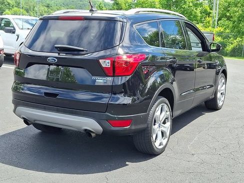 Certified 2019 Ford Escape Titanium AWD/4WD image 11