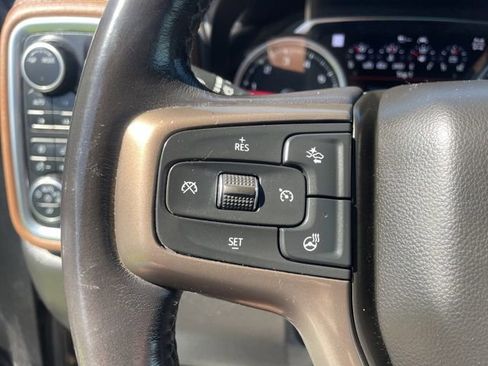 Used 2022 Chevrolet Silverado 1500 High Country w/ Technology Package AWD/4WD image 20