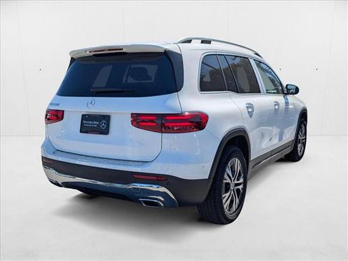 New 2025 Mercedes-Benz GLB 250 image 2