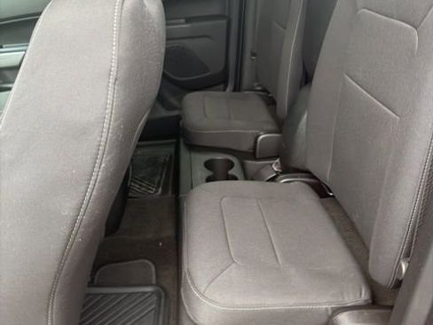 Used 2018 Chevrolet Colorado LT w/ LT Convenience Package image 21