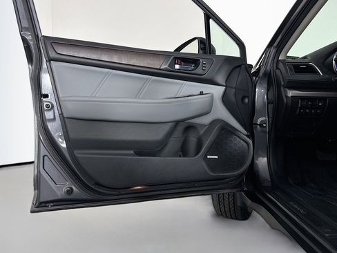 Used 2019 Subaru Outback 2.5i Limited w/ Popular Package #2 image 20